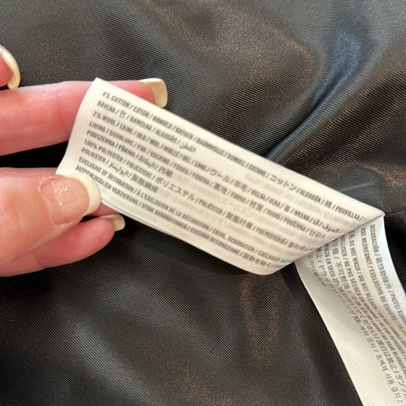 Abercrombie & Fitch Collarless Boucle Jacket - Picture 15 of 15